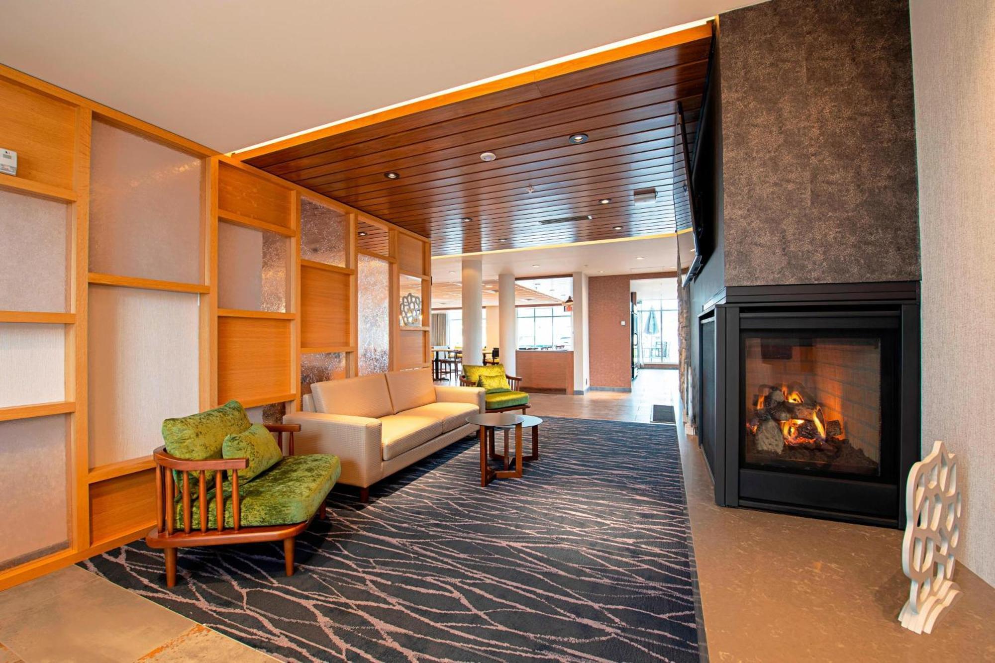 Fairfield Inn & Suites By Marriott Duluth Waterfront Buitenkant foto